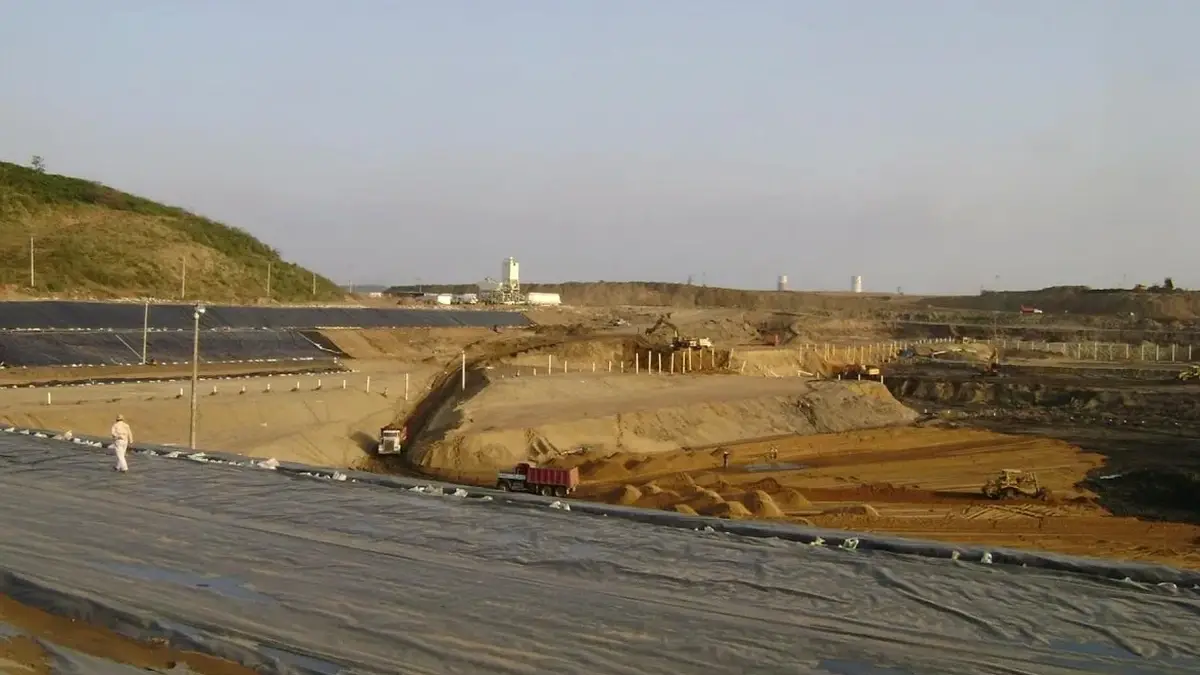 Projeto geotécnico de escavações profundas em Praia Grande: segurança desde o subsolo